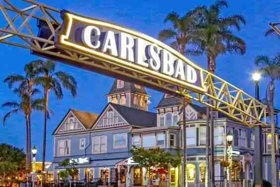 Carlsbad, California welcome archway